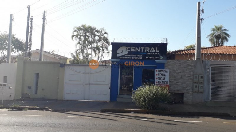 Imagem Casa com 3 Quartos à Venda, 250 m² em Umuarama - Araçatuba Imagem Casa com 3 Quartos à Venda, 250 m² em Umuarama - Araçatuba