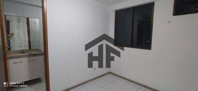 Imagem Apartamento com 3 Quartos à Venda, 70 m² em Encruzilhada - Recife
