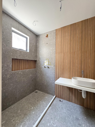 Imagem Casa com 4 Quartos à Venda, 193 m² em Morada De Laranjeiras - Serra