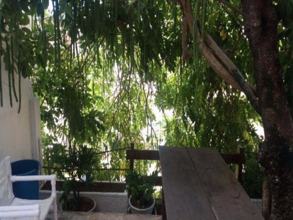 Imagem Casa com 7 Quartos à Venda, 400 m² em Jardim Apipema - Salvador Imagem Casa com 7 Quartos à Venda, 400 m² em Jardim Apipema - Salvador