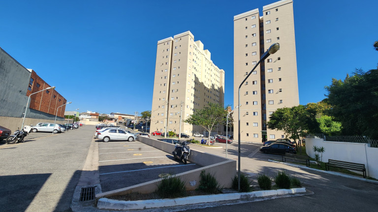 Apartamento com 1 Quarto à Venda,  em Vila Helena - Sorocaba