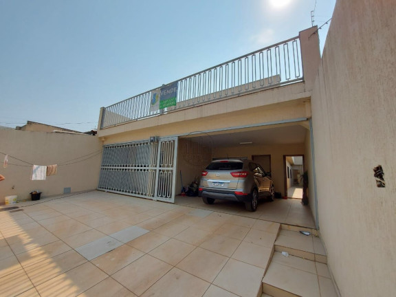 Casa com 6 Quartos à Venda, 420 m² em Taguatinga Norte (taguatinga) - Brasília