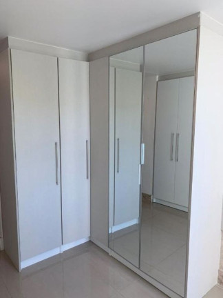 Imagem Cobertura com 3 Quartos à Venda, 198 m² em Buraquinho - Lauro De Freitas