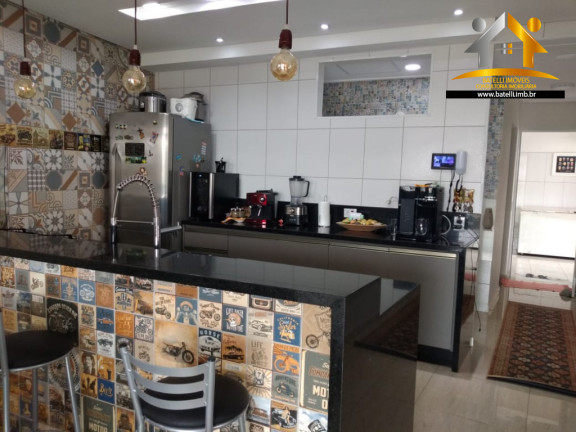 Imagem Casa com 4 Quartos à Venda, 206 m² em Jardim Tupan - Barueri Imagem Casa com 4 Quartos à Venda, 206 m² em Jardim Tupan - Barueri