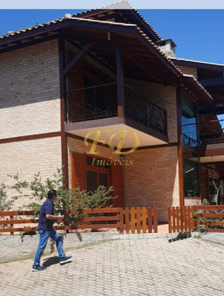 Imagem Casa de Condomínio com 3 Quartos à Venda, em Serra Da Cantareira - Mairiporã Imagem Casa de Condomínio com 3 Quartos à Venda, em Serra Da Cantareira - Mairiporã