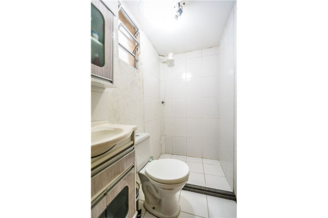 Imagem Imóvel com 2 Quartos à Venda,  em Jardim Leopoldina - Porto Alegre
