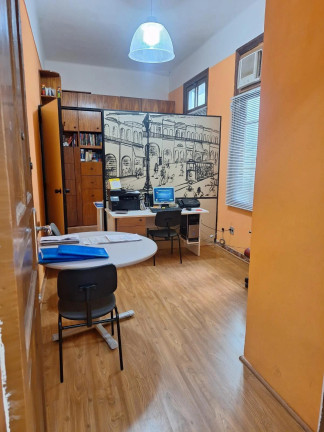 Imagem Imóvel com 1 Quarto à Venda, 18 m² em Centro - Rio De Janeiro Imagem Imóvel com 1 Quarto à Venda, 18 m² em Centro - Rio De Janeiro