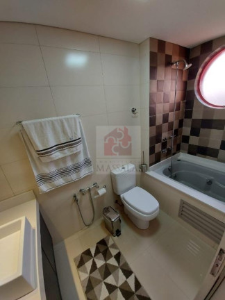 Imagem Cobertura com 3 Quartos à Venda, 306 m² em Menino Deus - Porto Alegre Imagem Cobertura com 3 Quartos à Venda, 306 m² em Menino Deus - Porto Alegre