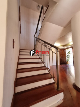 Imagem Casa com 6 Quartos à Venda, 291 m² em Córrego Grande - Florianópolis