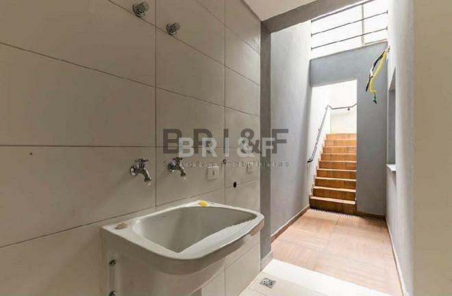 Imagem Casa com 3 Quartos à Venda, 272 m² em Moema - São Paulo