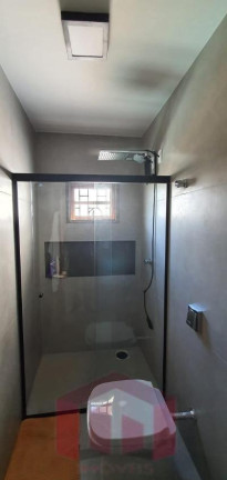 Imagem Imóvel com 3 Quartos à Venda, 270 m² Imagem Imóvel com 3 Quartos à Venda, 270 m²