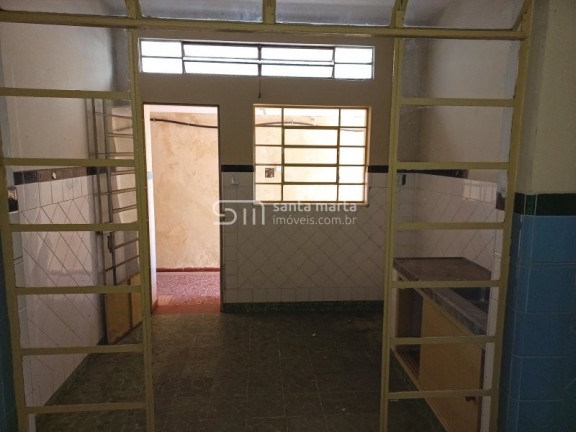 Imagem Casa com 2 Quartos à Venda, 300 m² em Centro - Lorena