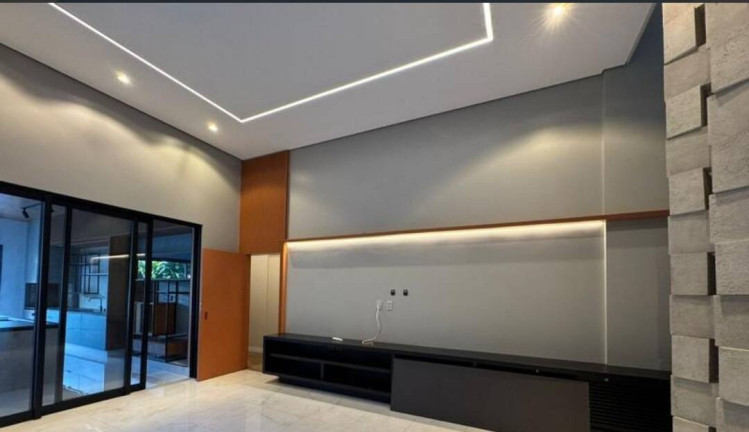 Imagem Casa com 3 Quartos à Venda, 345 m² em Tangará Da Serra Imagem Casa com 3 Quartos à Venda, 345 m² em Tangará Da Serra