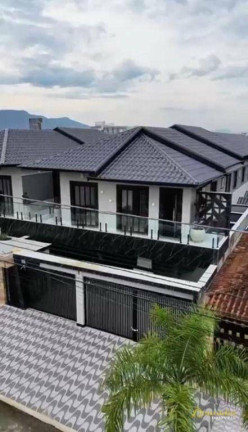 Casa com 2 Quartos à Venda, 55 m² em Maracanã - Praia Grande