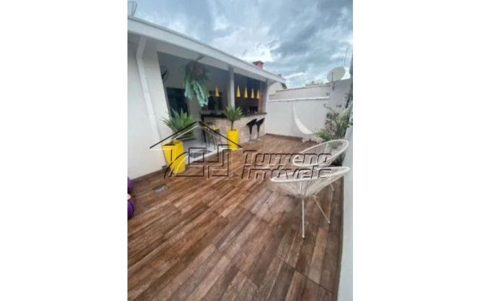 Imagem Casa com 2 Quartos à Venda, 300 m² em Chácara Araújo - São José Dos Campos Imagem Casa com 2 Quartos à Venda, 300 m² em Chácara Araújo - São José Dos Campos