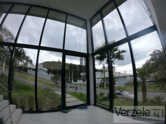 Imagem Casa com 4 Quartos à Venda, 530 m² em Barra - Balneário Camboriú Imagem Casa com 4 Quartos à Venda, 530 m² em Barra - Balneário Camboriú