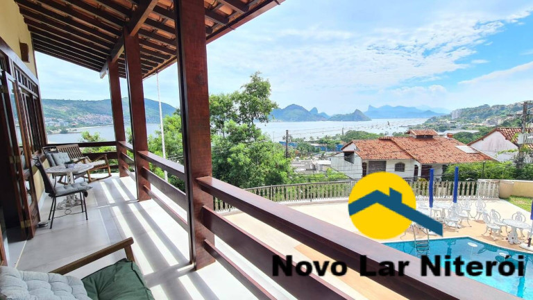 Imagem Casa com 5 Quartos à Venda, 480 m² em São Francisco - Niterói Imagem Casa com 5 Quartos à Venda, 480 m² em São Francisco - Niterói
