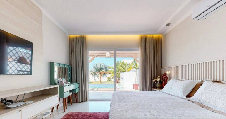 Imagem Casa com 3 Quartos à Venda, 769 m² em Santa Regina - Camboriú