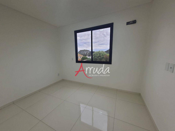 Imagem Sobrado com 3 Quartos à Venda, 133 m² em Canadá - Cascavel