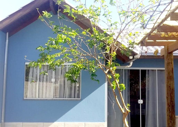 Imagem Casa com 2 Quartos para Alugar ou Temporada, 45 m² em Mariscal - Bombinhas Imagem Casa com 2 Quartos para Alugar ou Temporada, 45 m² em Mariscal - Bombinhas