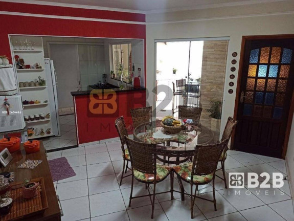 Imagem Casa com 3 Quartos à Venda, 310 m² em Vila Bela - Bauru