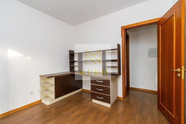 Imagem Casa de Condomínio com 3 Quartos à Venda, 255 m² em Jardim Isabel - Porto Alegre