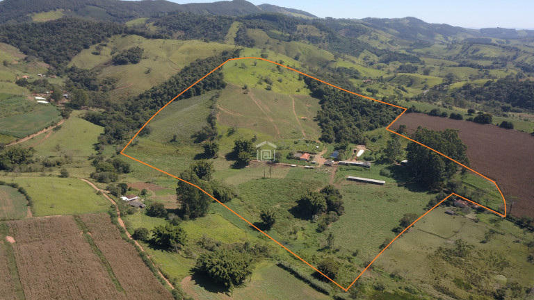 Imóvel com 3 Quartos à Venda, 11 m² em Barreiro 2 (rural) - Caldas
