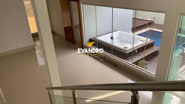 Imagem Casa com 4 Quartos à Venda, 548 m² em Condomínio Florais Cuiabá Residencial - Cuiabá Imagem Casa com 4 Quartos à Venda, 548 m² em Condomínio Florais Cuiabá Residencial - Cuiabá
