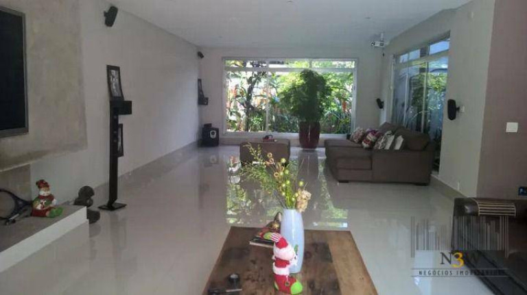 Imagem Casa com 4 Quartos à Venda, 601 m² em Bela Aliança - São Paulo Imagem Casa com 4 Quartos à Venda, 601 m² em Bela Aliança - São Paulo