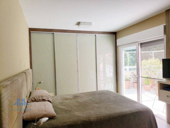 Imagem Cobertura com 3 Quartos à Venda, 227 m² em Itacorubi - Florianópolis