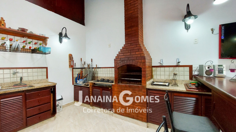 Imagem Casa com 4 Quartos à Venda, 300 m² em São Francisco - Niterói Imagem Casa com 4 Quartos à Venda, 300 m² em São Francisco - Niterói