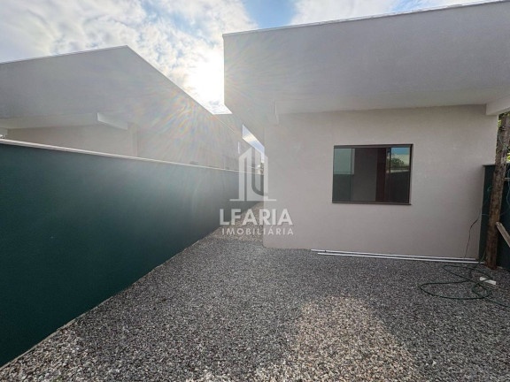 Imagem Casa com 3 Quartos à Venda, 77 m² em São José - Itapoá