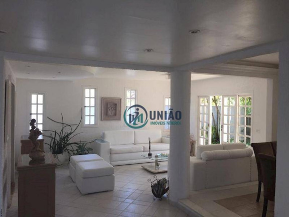 Imagem Casa com 4 Quartos à Venda, 220 m² em Itaipu - Niterói Imagem Casa com 4 Quartos à Venda, 220 m² em Itaipu - Niterói