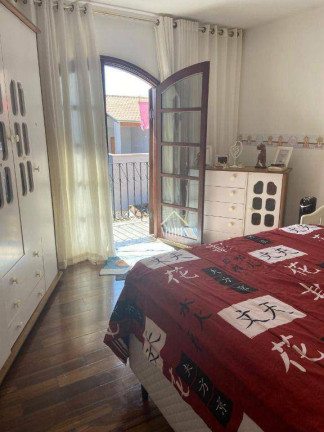 Imagem Casa com 2 Quartos à Venda, 180 m² em Cidade São Jorge - Santo André