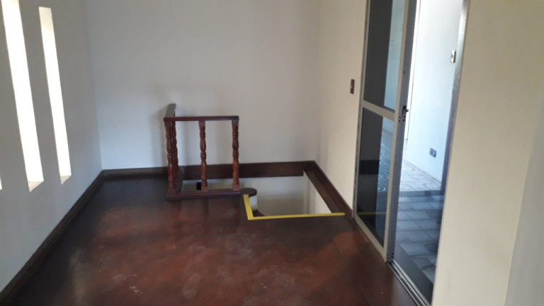 Imagem Casa com 4 Quartos à Venda, 240 m² em Vila Brasílio Machado - São Paulo