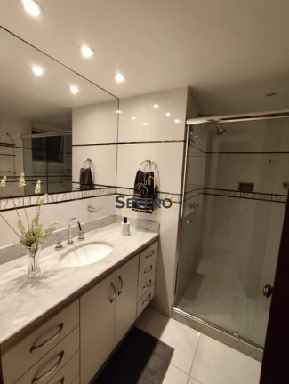 Imagem Apartamento com 4 Quartos à Venda, 243 m² em Icaraí - Niterói