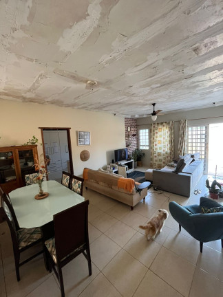 Imagem Casa com 3 Quartos à Venda, 180 m² em Setor Habitacional Arniqueira (águas Claras) - Brasília Imagem Casa com 3 Quartos à Venda, 180 m² em Setor Habitacional Arniqueira (águas Claras) - Brasília