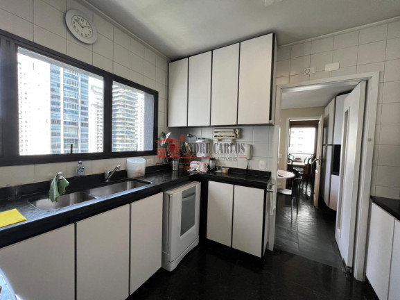 Imagem Apartamento com 4 Quartos à Venda, 220 m² em Itaim Bibi - São Paulo Imagem Apartamento com 4 Quartos à Venda, 220 m² em Itaim Bibi - São Paulo