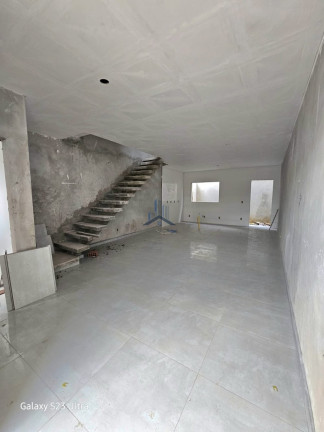 Sobrado com 2 Quartos à Venda, 100 m² em Aventureiro - Joinville