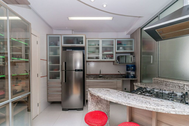 Imagem Apartamento com 3 Quartos à Venda, 110 m² em Moinhos De Vento - Porto Alegre