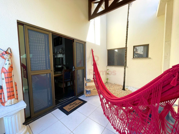 Imagem Casa com 3 Quartos à Venda, 129 m² em Lagoa Redonda - Fortaleza Imagem Casa com 3 Quartos à Venda, 129 m² em Lagoa Redonda - Fortaleza