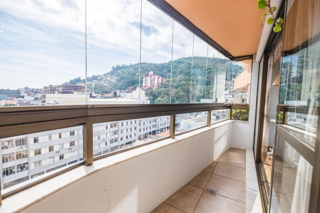 Imagem Apartamento com 3 Quartos à Venda, 109 m² em Centro - Florianópolis Imagem Apartamento com 3 Quartos à Venda, 109 m² em Centro - Florianópolis