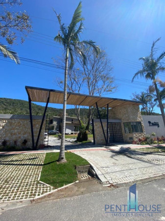 Imagem Casa com 3 Quartos à Venda, 258 m² em Taquaras - Balneário Camboriú Imagem Casa com 3 Quartos à Venda, 258 m² em Taquaras - Balneário Camboriú