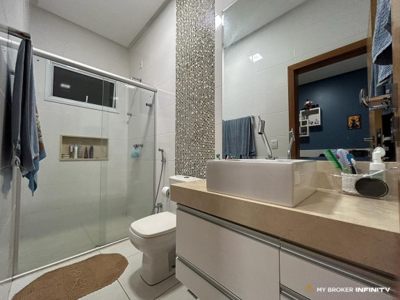 Imagem Casa com 3 Quartos à Venda, 232 m² em Goiânia 2 - Goiânia