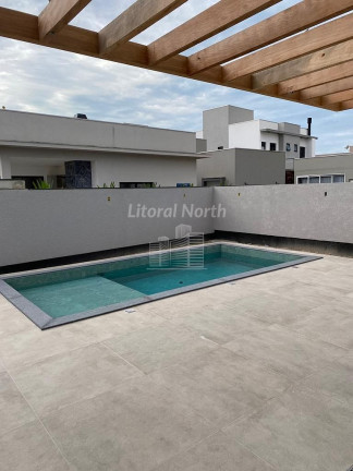 Imagem Casa de Condomínio com 3 Quartos à Venda, 400 m² em Santa Regina - Camboriú Imagem Casa de Condomínio com 3 Quartos à Venda, 400 m² em Santa Regina - Camboriú