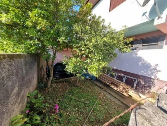Imagem Casa com 3 Quartos à Venda, 346 m² em Tatuquara - Curitiba Imagem Casa com 3 Quartos à Venda, 346 m² em Tatuquara - Curitiba