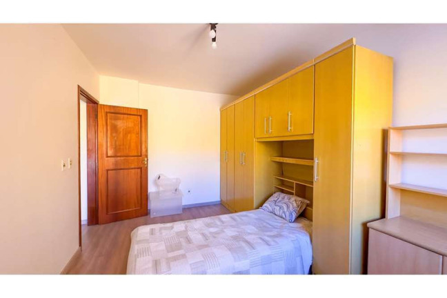 Imagem Casa com 4 Quartos à Venda, 307 m² em Partenon - Porto Alegre
