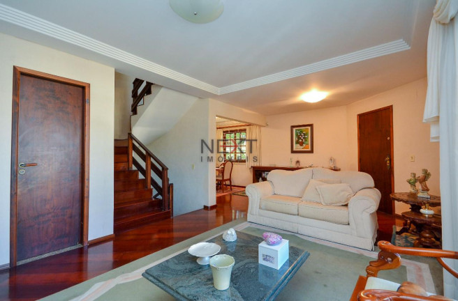 Imagem Casa com 4 Quartos à Venda, 369 m² em Pilarzinho - Curitiba