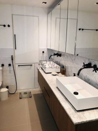 Imagem Apartamento com 4 Quartos à Venda, 130 m² em Vila Uberabinha - São Paulo