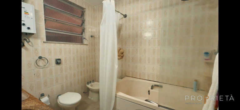 Imagem Apartamento com 3 Quartos à Venda, 167 m² em Copacabana - Rio De Janeiro Imagem Apartamento com 3 Quartos à Venda, 167 m² em Copacabana - Rio De Janeiro